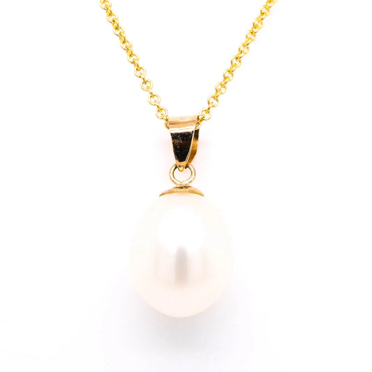 gold, yellow gold, 14k gold, gold chain, pendant, gold pendant, pearl, pearl necklace, pearl pendant